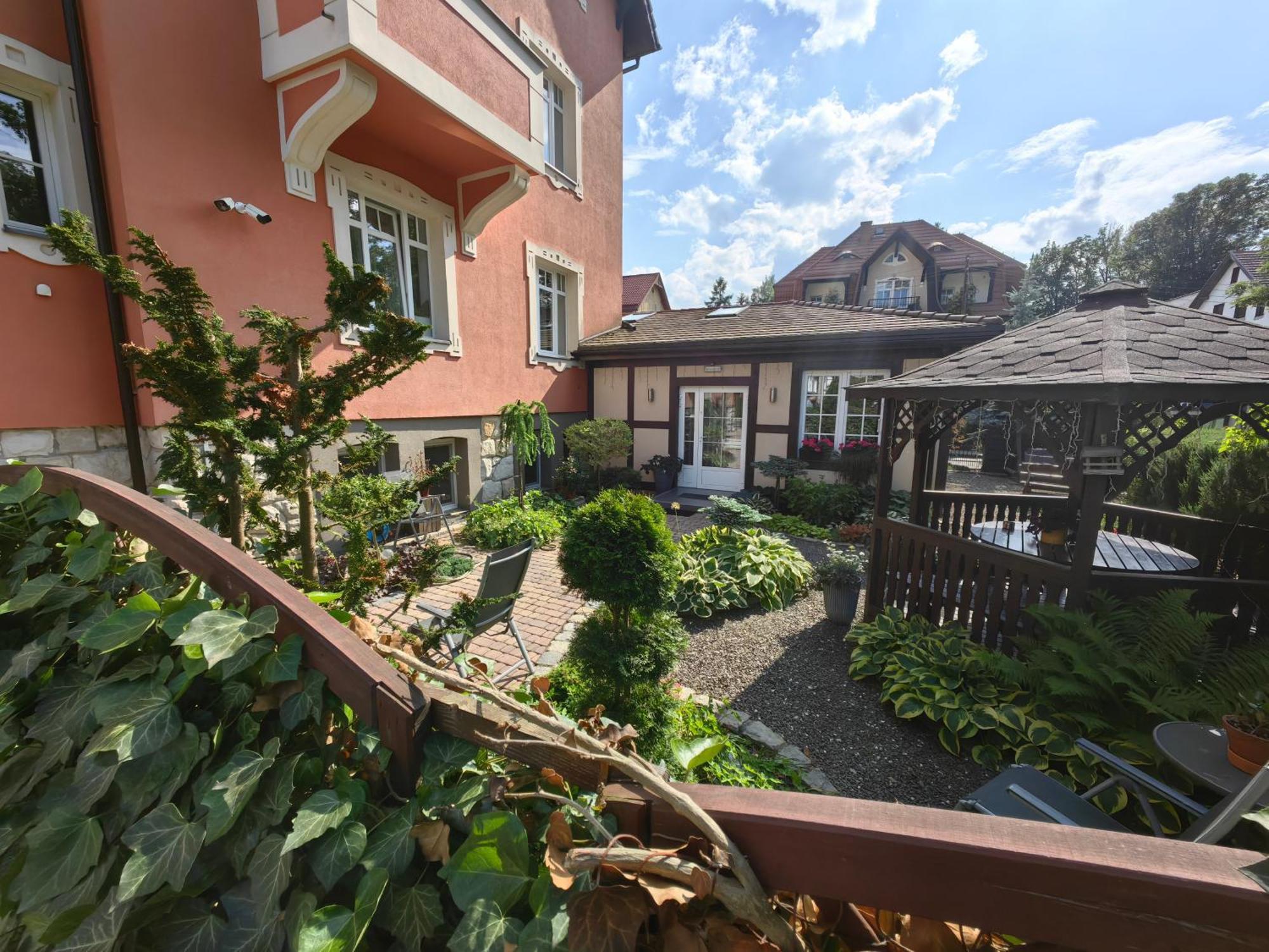 Willa San Remo Kudowa Zdroj Exterior photo